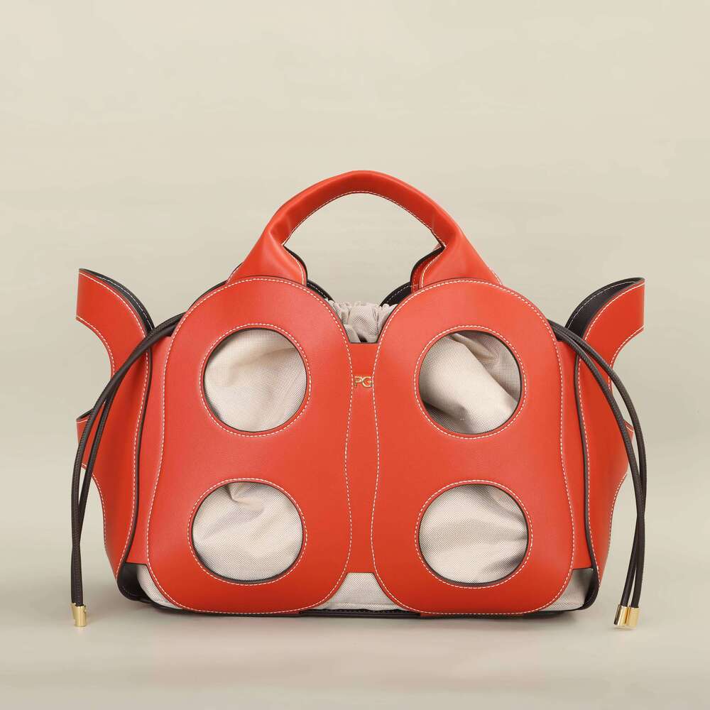 PG PATSY GARIS Crossbody 2024 New Brand Designer Simple Atmosphere Hollow Design Shoulder Beach Bag Women's