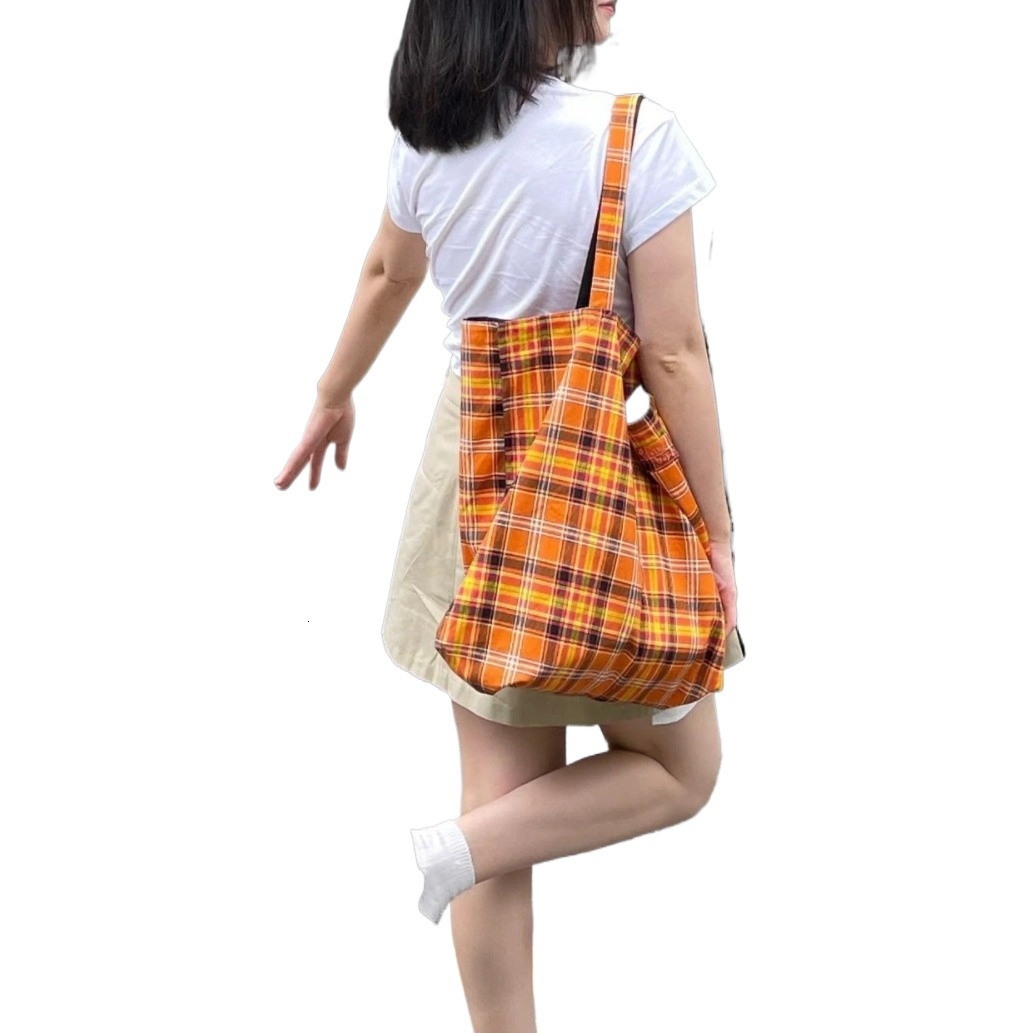 designer Niche Retro Plaid Orange Tote Bag for Women, Commuter Large Capacity Underarm Shoulder Bag, High-Value Fashion Canvas Bag