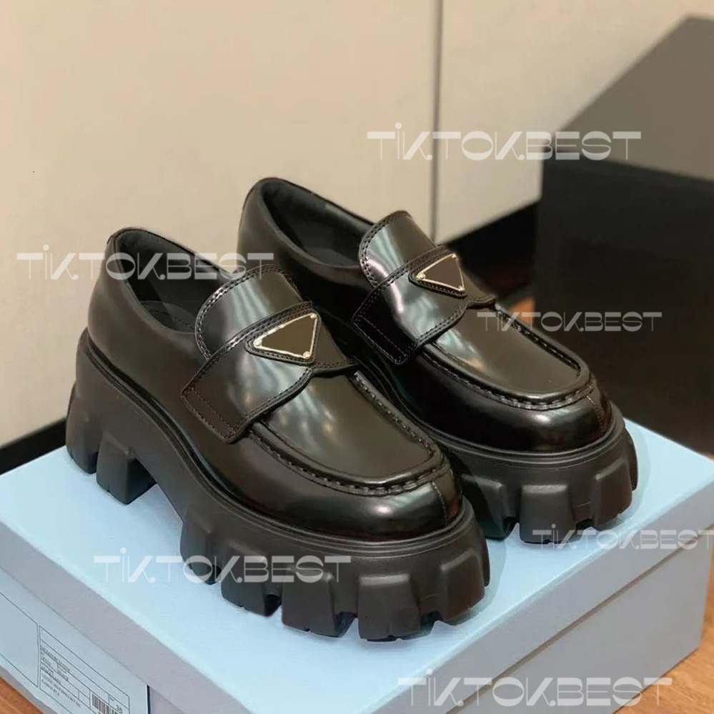 Designer Casual shoes Loafers Monolith Single piece brushed leather Mule Oxford moccasins Quilted chunky mule paint Metal buckle Classic Womens Dress Shoe with box