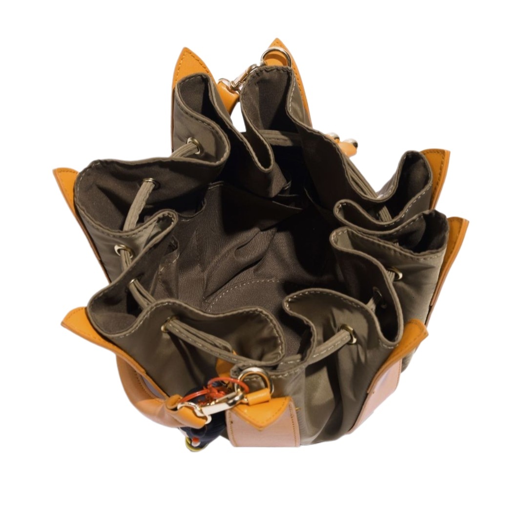 designer Super Popular Lotus Bag Bucket Bag 2025 New Original Niche Design Brown Pumpkin Bag Handheld Shoulder Crossbody Bag