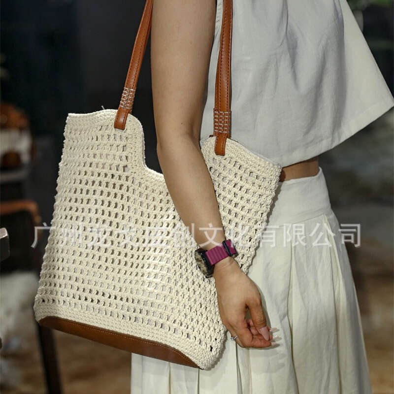 Straw Beach Tote Genuine Leather Underarm Summer High Value Beach Outing Straw Woven Handmade Commuting Large Capacity Tote Bag Shopping Crossbody Bag