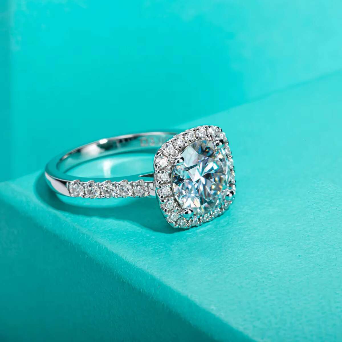 3CT Round Cut D Color Moissanite Halo Ring - 925 Sterling Silver Engagement Jewelry for Women