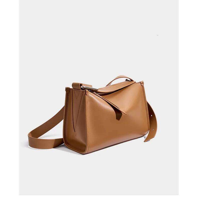 Fashionable genuine leather casual pillow large capacity commuting niche design shoulder simple cowhide crossbody bag