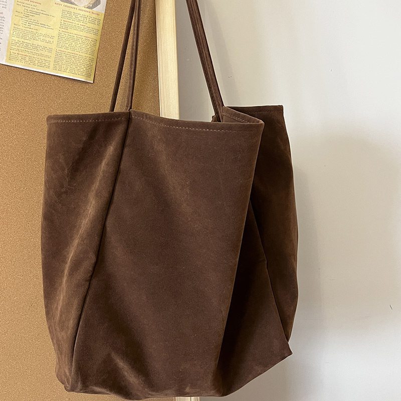 designer Autumn Winter Large Capacity Suede Lazy Style Single Shoulder Bag Large Bag Artistic Student Versatile Handbag Large Capacity Shopping Bag