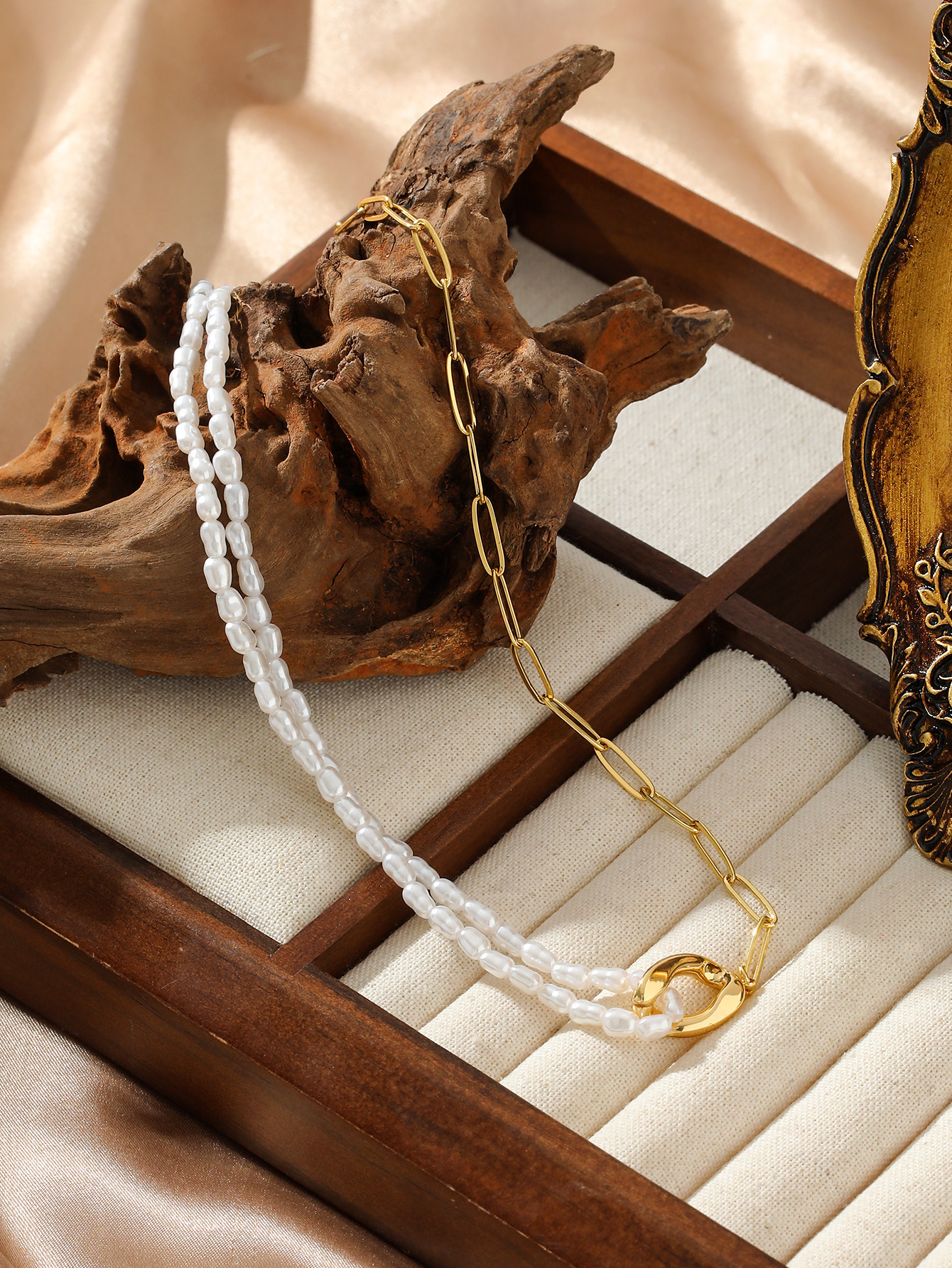 Gold Stainless Steel Ins Pearl Necklace for Women Double Layer Stacked Multi-layer Exquisite Non-fading Clavicle Chain