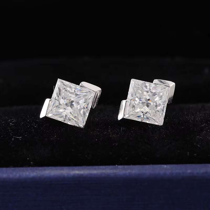 Princess Cut Diamond Moissanite Stud Earrings Bulk Wholesale Customized Earrings for Women