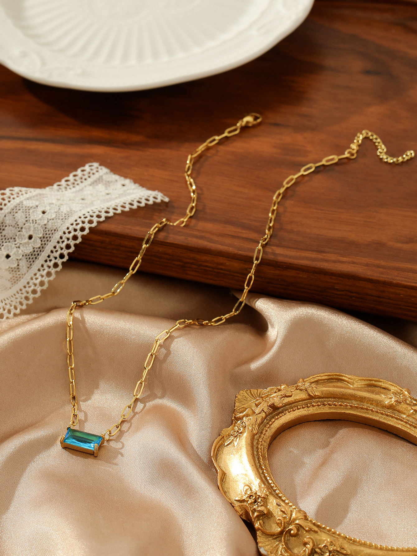 Necklace for Women Fashionable Elegant Gold-Plated Non-Fading Square and Round High-End Sense Jewelry