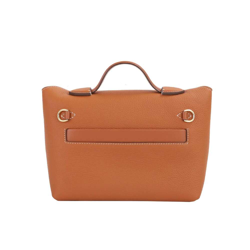Fashionable High-End Feel Cow Leather Crossbody 2424 Model Large Capacity Commuting Single Shoulder Mail Bag New 2024