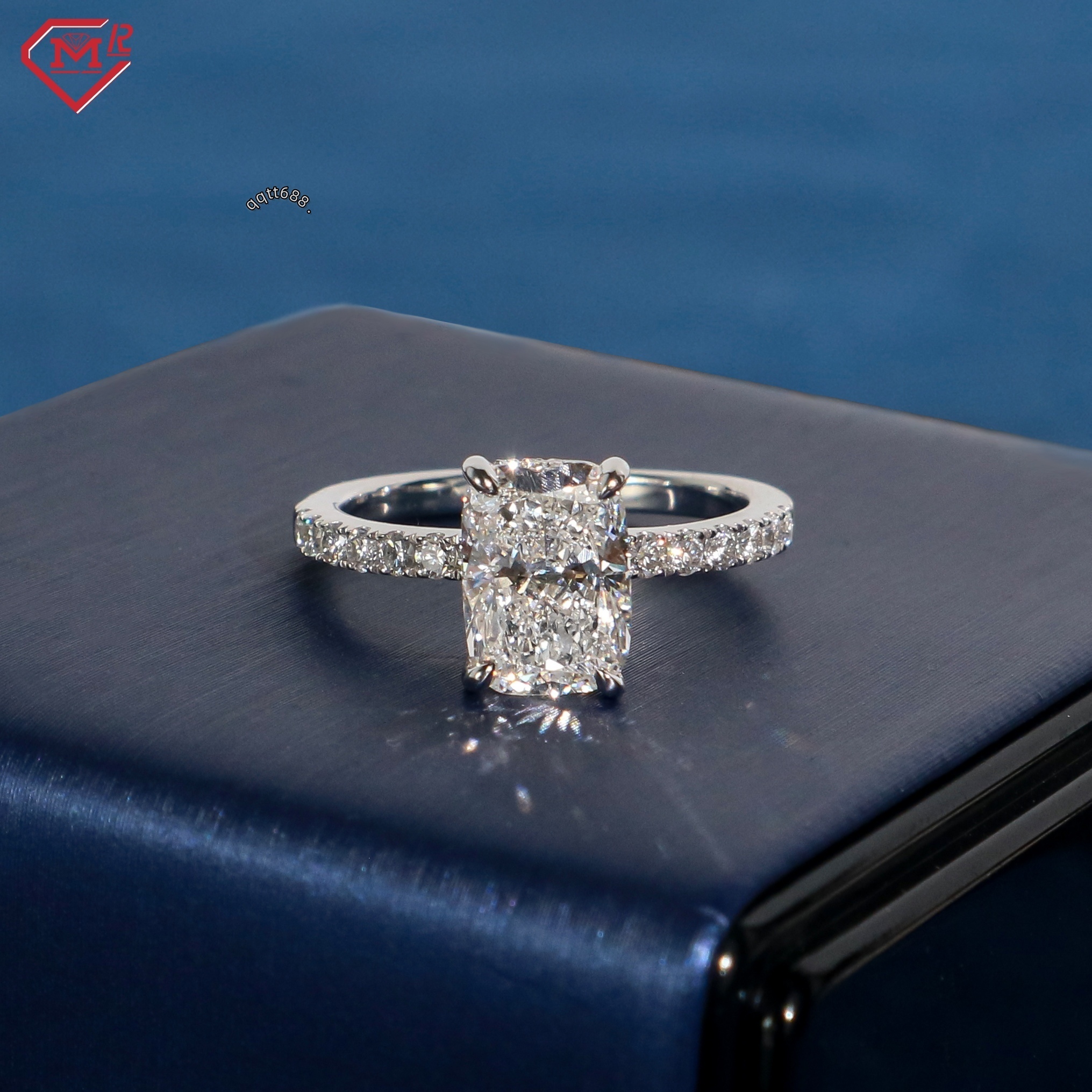 New Design Moissanite Engagement Ring 925 Silver Luxury Fully Iced Out Rectangle Shape Moissanite Ring