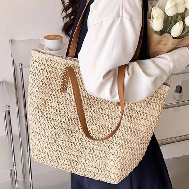Summer Beach Bag Large Capacity Tote Shoulder Bag Women Handmade Woven Straw Rattan Reusable Eco-Friendly Bohemian Stylish Grass 250530