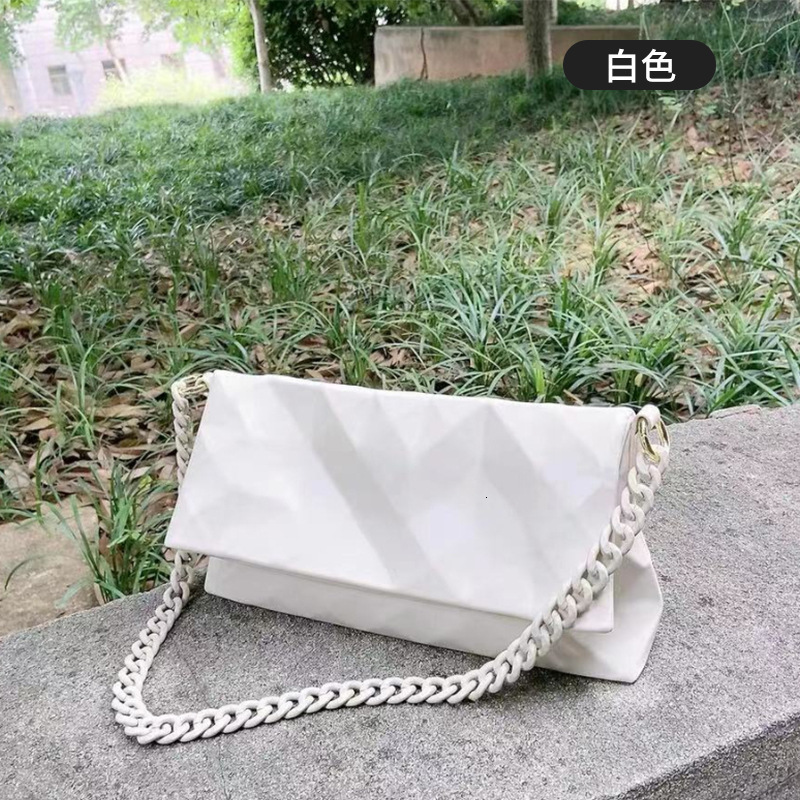 designer 2025 New Crossbody Women's Bag Niche Design Fashion Versatile Chain Strap Single Shoulder Genuine Leather High-end Underarm Bag