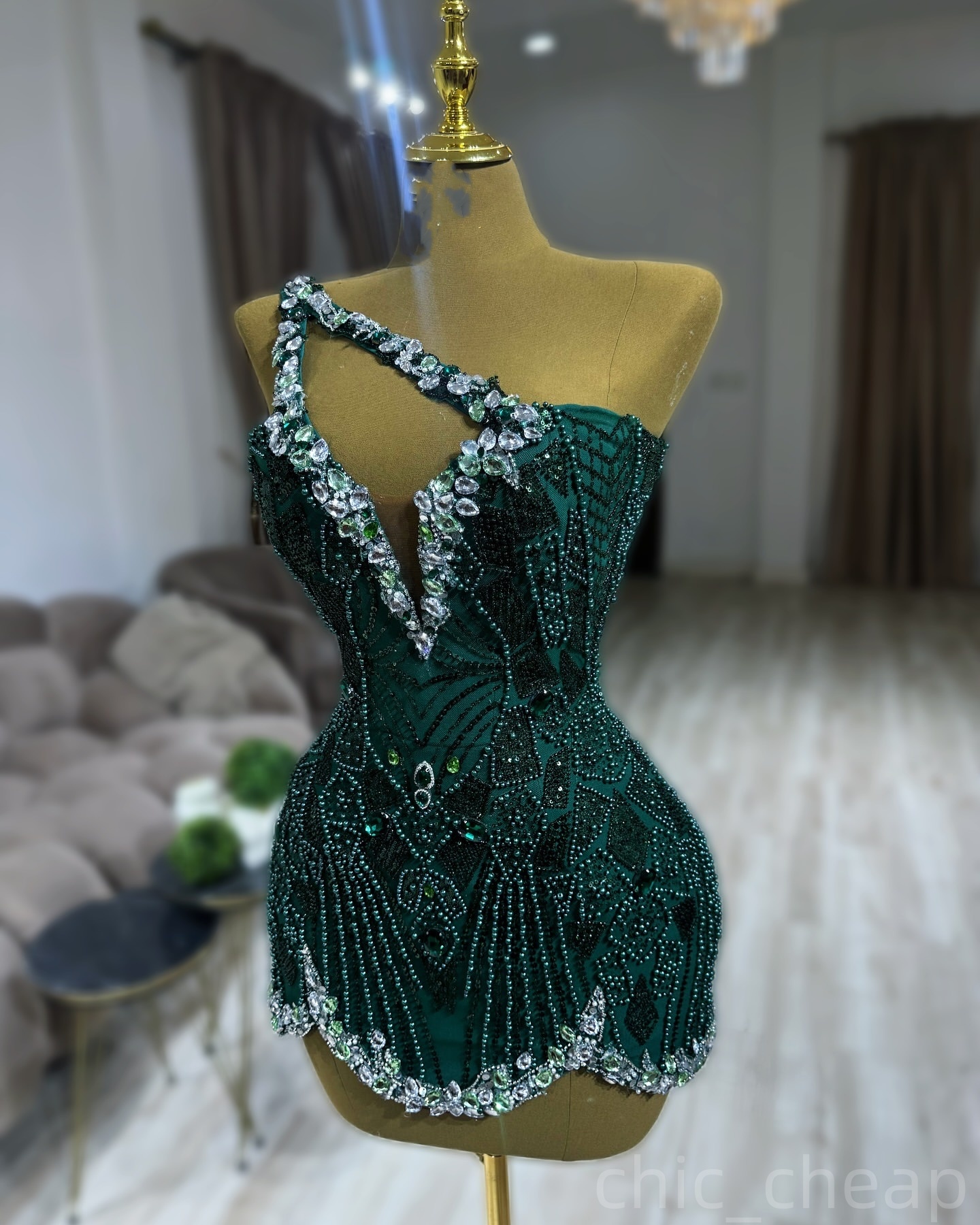 Dark Green Sheath Cocktail Dress One Shoulder Crystals Sequined Short Mini Graduation Homecoming Dresses For Special Occasions Sweetheart Gowns