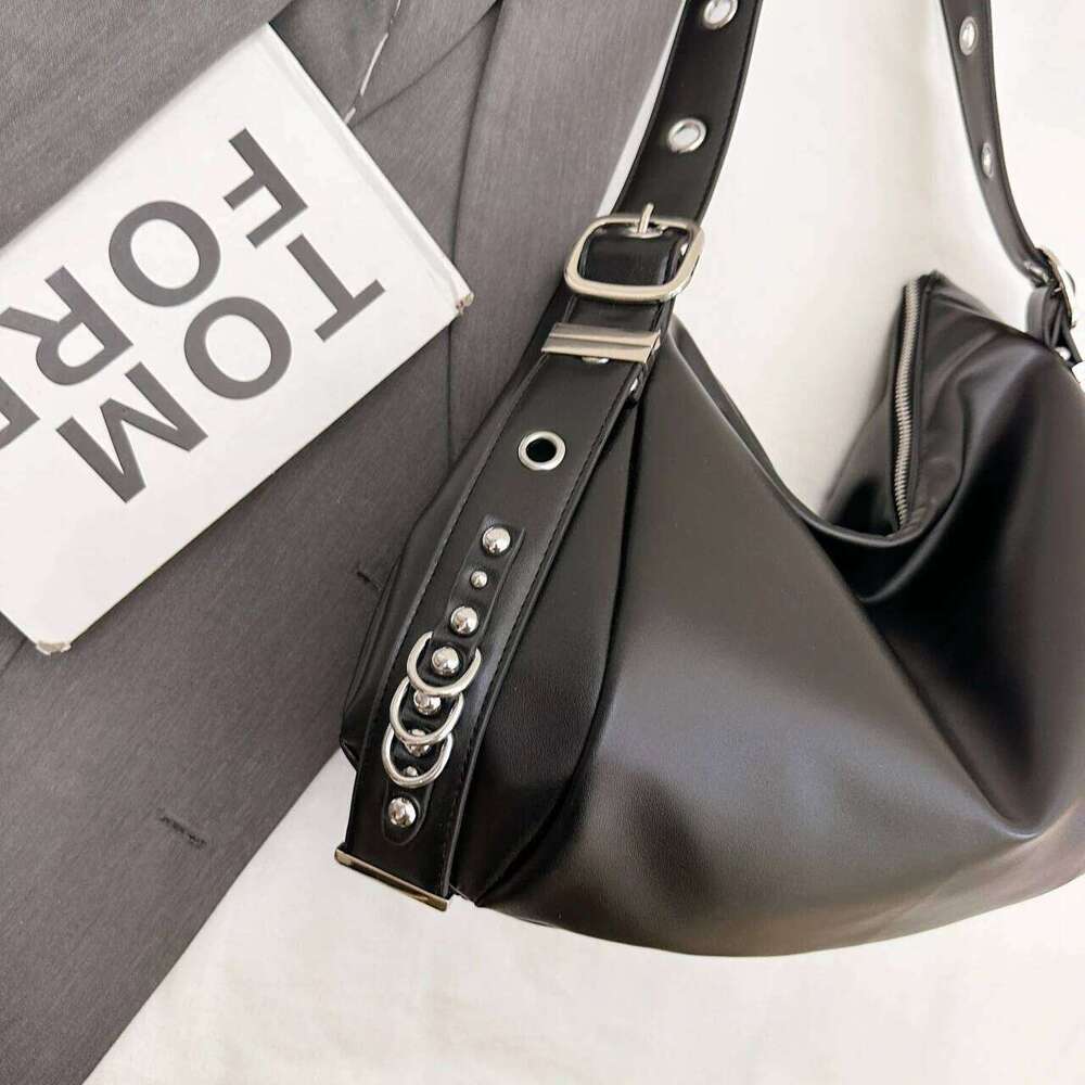 Brand High Quality PU Leather Shoulder Women Solid Vintage Casual Totes Black Elegant Classic Handbags England Female Bags