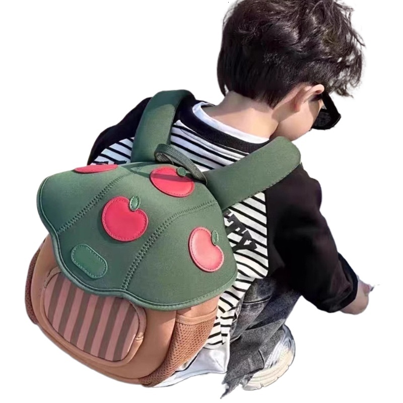 designer Niche Design Cute Outdoor Travel Backpack TikTok Super Popular New Mushroom Backpack for Men, Women, and Children Small School Bag