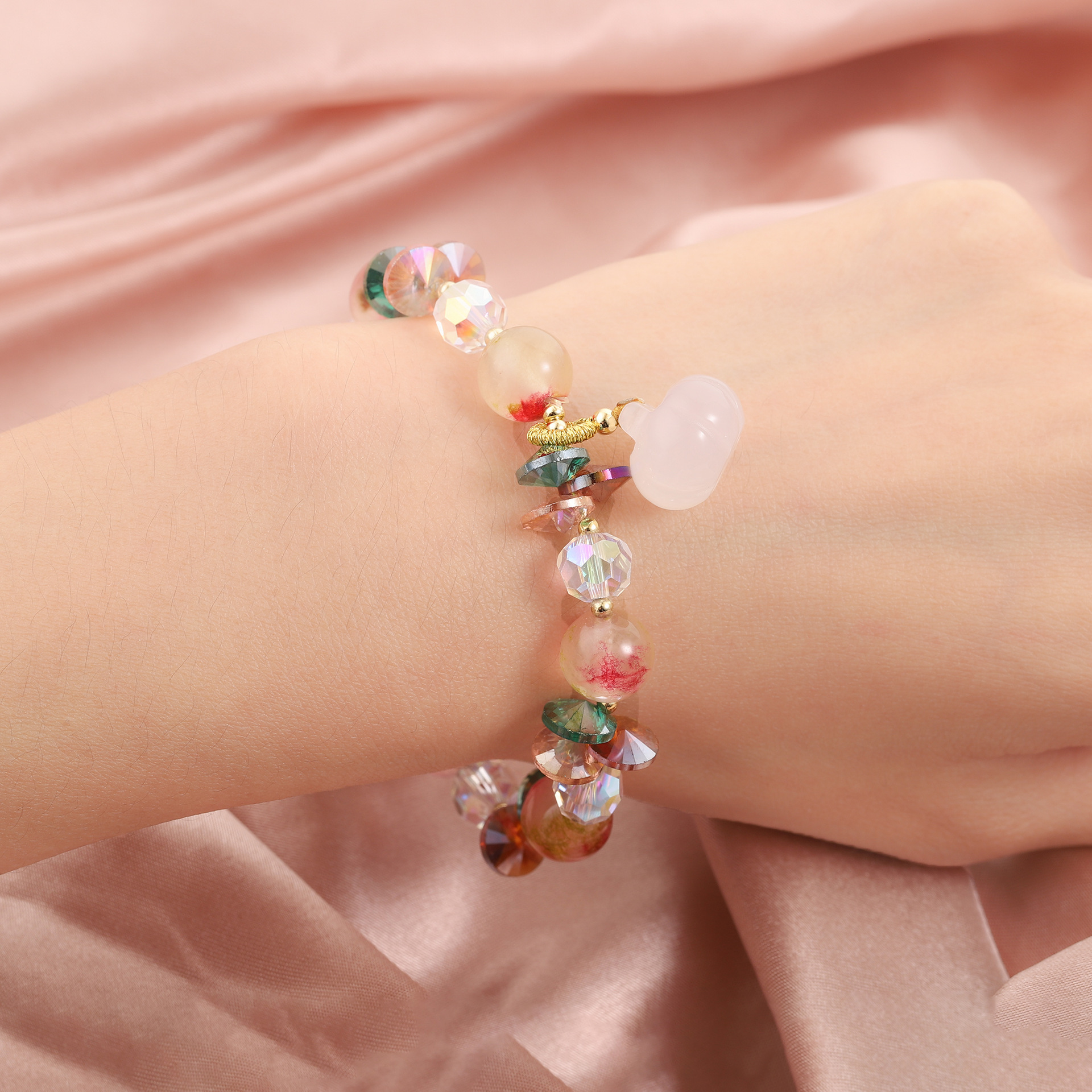 Fashionable rural women's style with colorful electroplated white crystal jade pendant