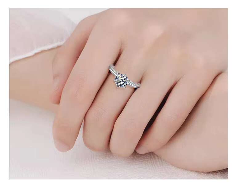 Silver Plated Wholesale Ring Six Claw Moissanite Zircon Ring Hot Selling Style Ring Jewelry
