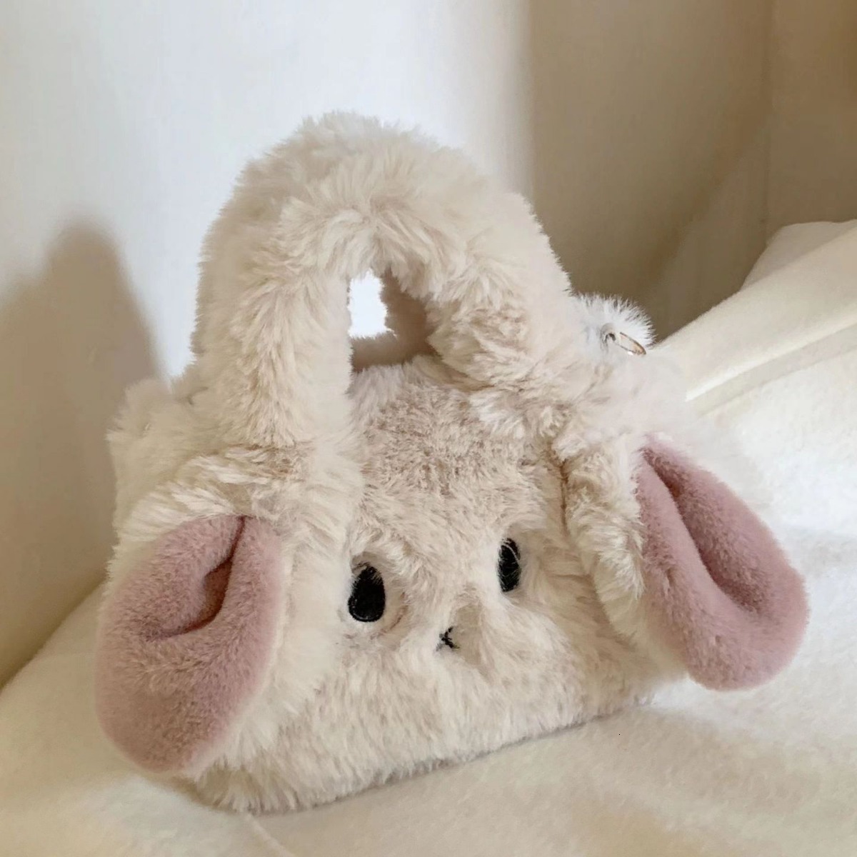 designer Winter Cartoon Plush Cute Rabbit Handbag for Women 2025 New Niche Shoulder Crossbody Furry Bag for Girls