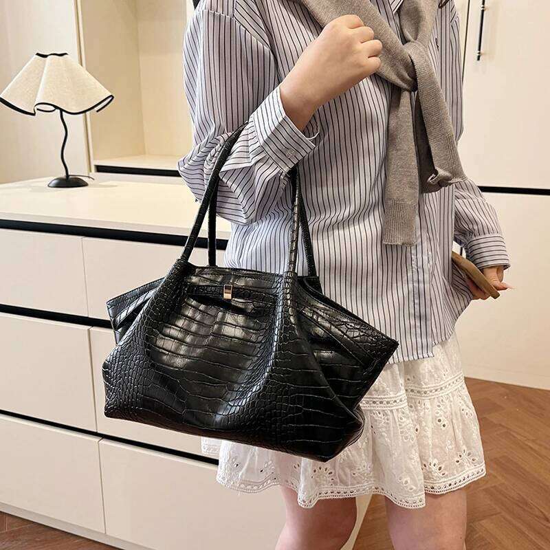 MOODS Crocodile Pattern Shoulder Hobo Bags For Women Retro Big Capacity Bucket Tote Bag 2025 Summer New Designer Handbags