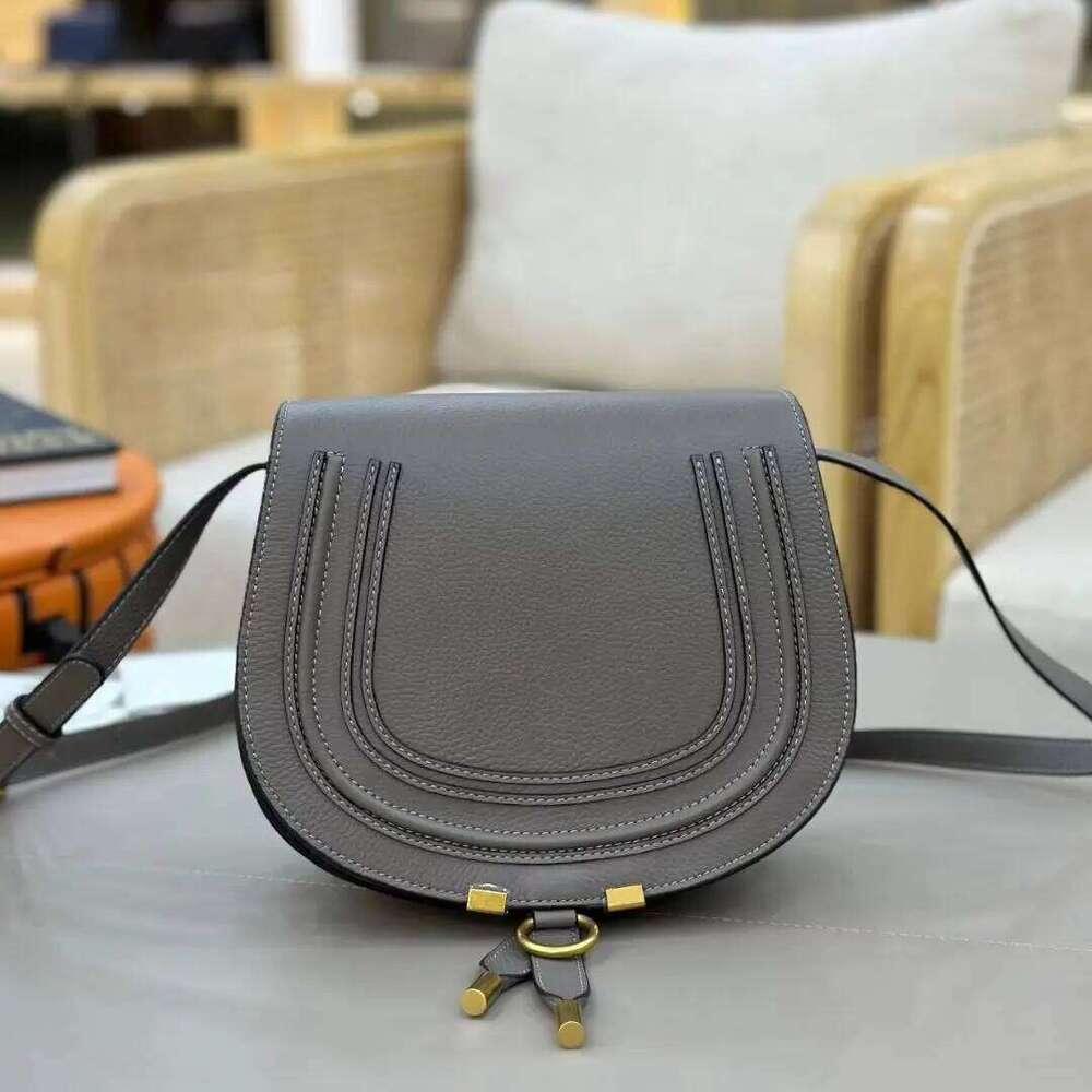 Classic Full Grain Cowhide Saddle Crossbody Bag Fashion Flip Shoulder Ladies Commuting Genuine Leather Purse High Quality