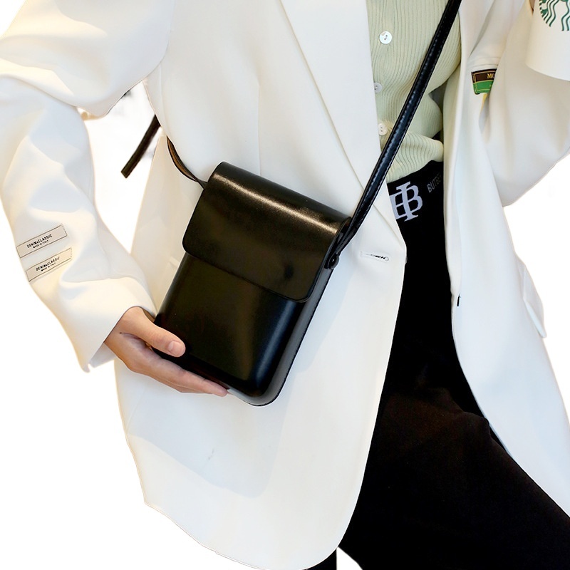 designer 2025 Women Korean Style Ins Candy Color Convenient Fashion Vertical Crossbody Phone Bag Solid Color Simple New Shell Bag