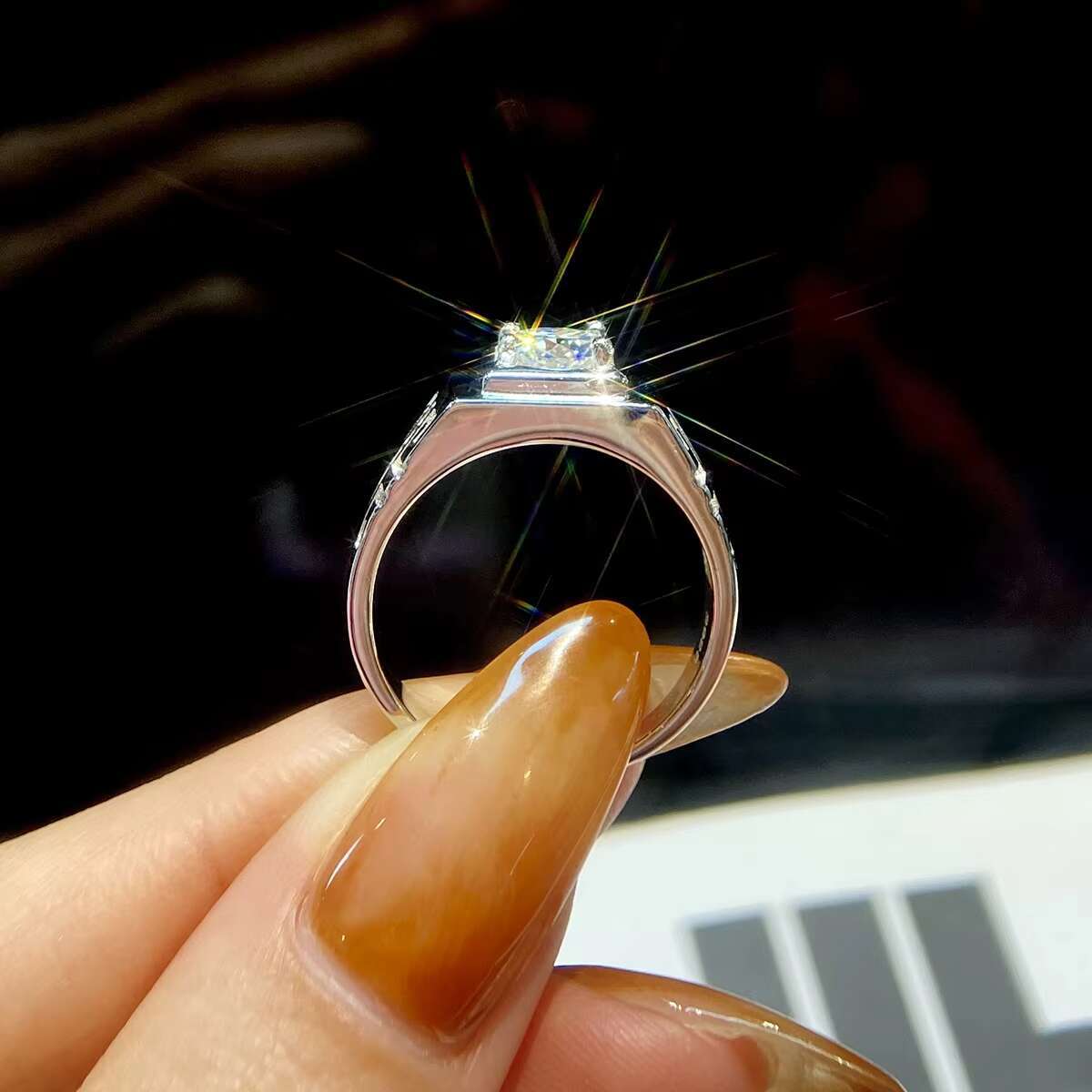 Hip Hop Custom 925 Sterling Silver Cz Moissanite Mens Patterned Rings Round Cut for Mens Wedding Engagement Ring