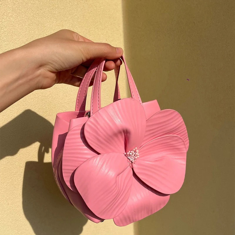 Flower Banquet Bag Creative Fashion Multiple Colors Elegant Three-dimensional Petals Mini Handbag Messenger Bag 250530