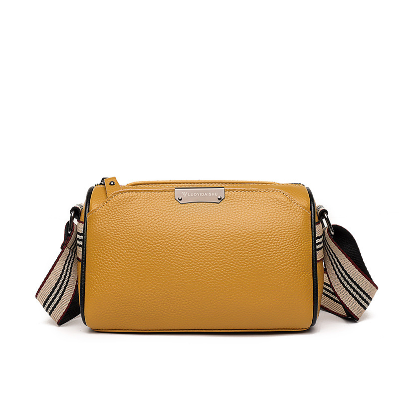 Real leather women's large capacity top-level cowhide small square bag designed by fashionable, simple and multifunctional women's diagonal 