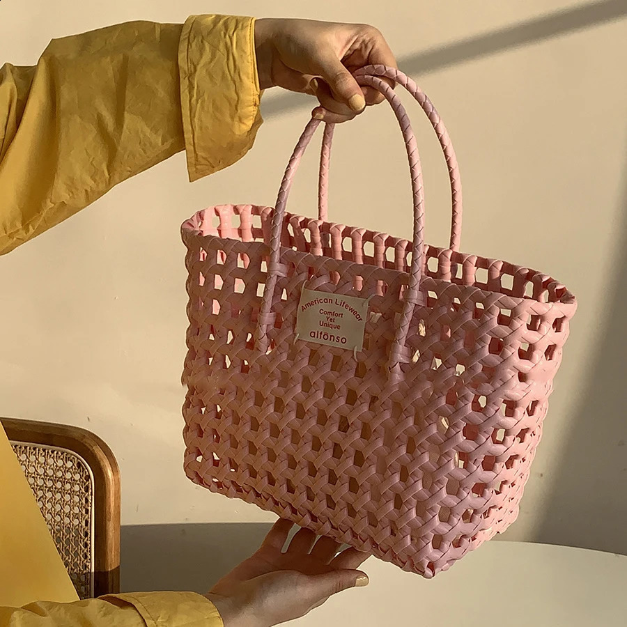 Summer Ins Woven Beach Bag Label Woven Storage Vegetable Basket Korean Vacation Travel Picnic Candy Color Women Beach Handbag 250530