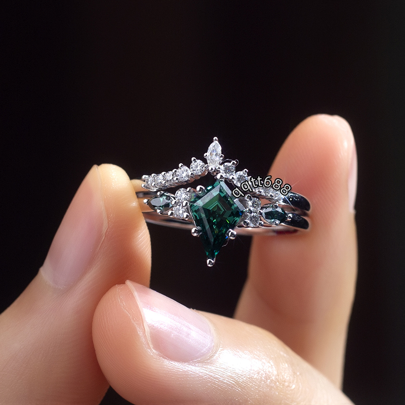 Hot Sale PT950 Jewelry Green Moissanite and Lab Grown Diamond Stackable Rings for Women