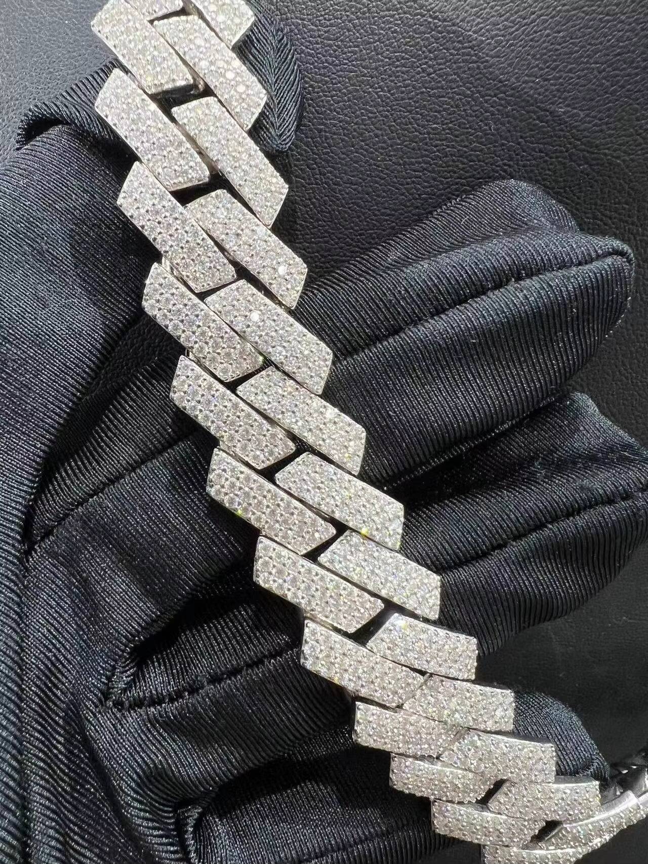 Famous 22 inch k 18mm Sier Iced Cuban Men's and Women's Chain
