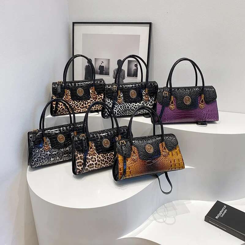 2025 new women's crocodile leather handbag new purple designer women's handbag wallet fashionable classic shoulder bag 2