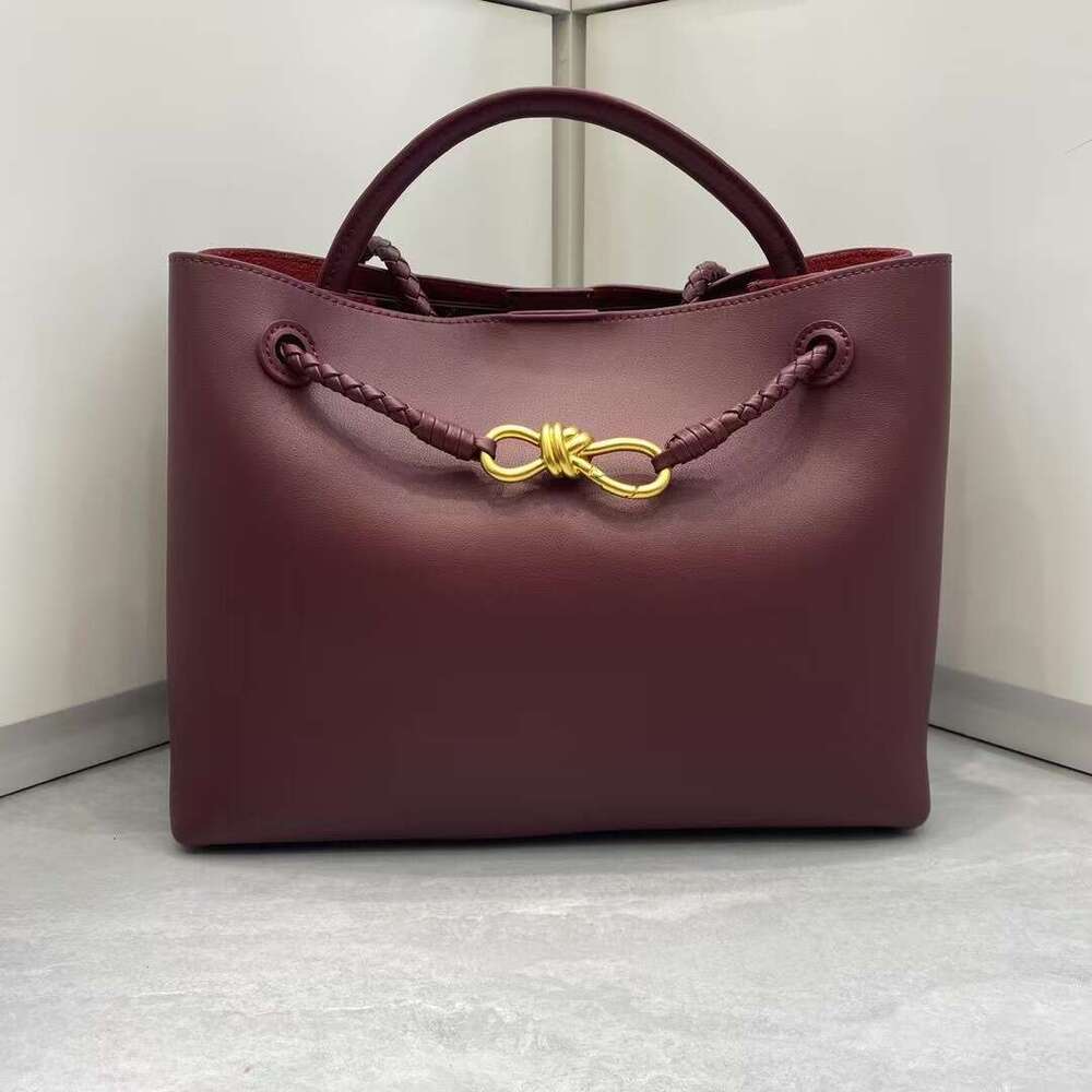 Winter New Large Capacity Commuter Casual Versatile Handbag Women s Shoulder Crossbody Tote Bag