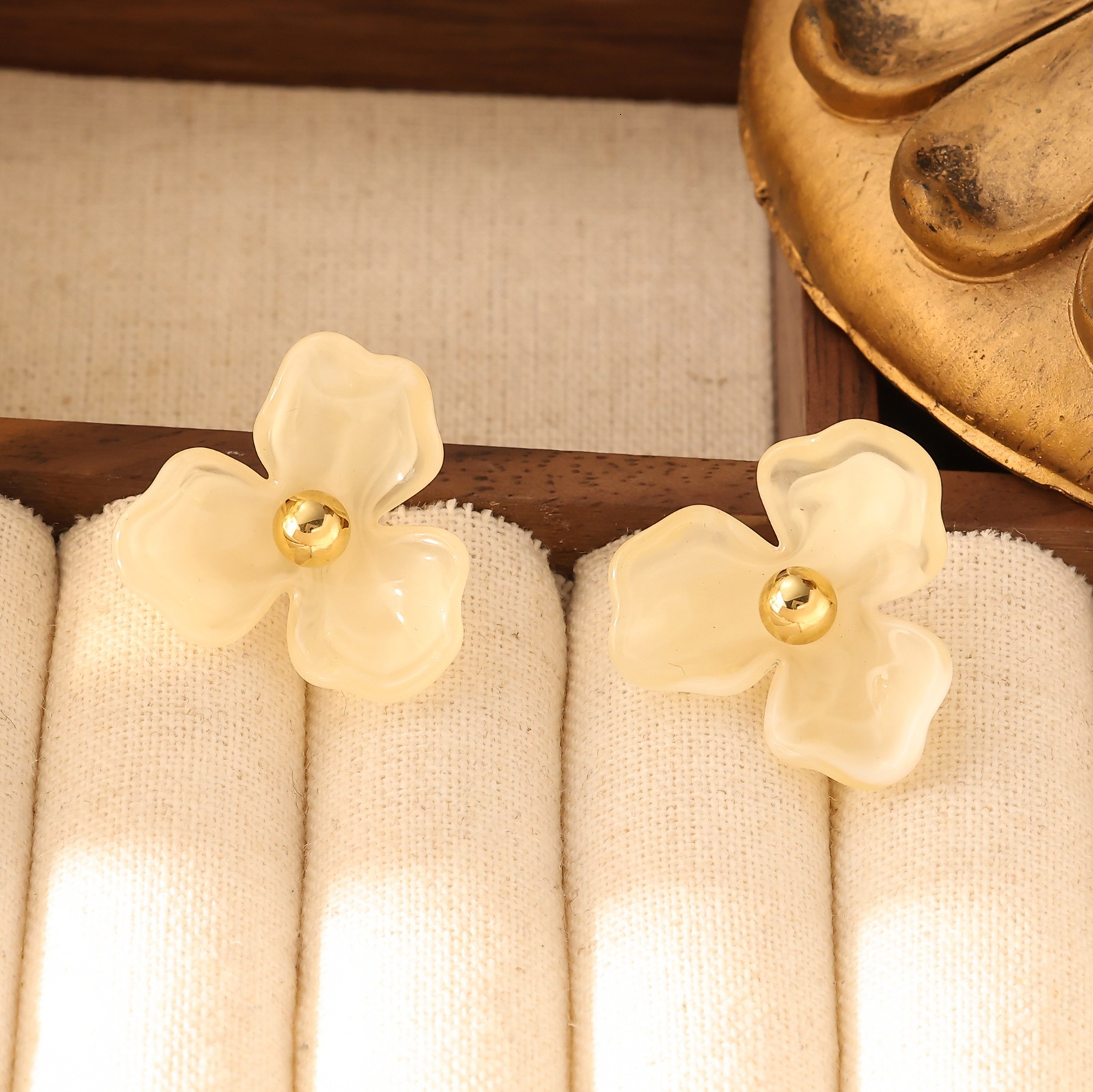 Korean Spring Summer Resin Flower Dongdaemun Style Transparent Texture Earrings Accessories for Women