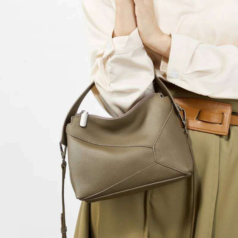 2025 New Fashion Genuine Leather Women's Shoulder Bag Crossbody Handbag Elegant Top Grain Purse For Daily Office