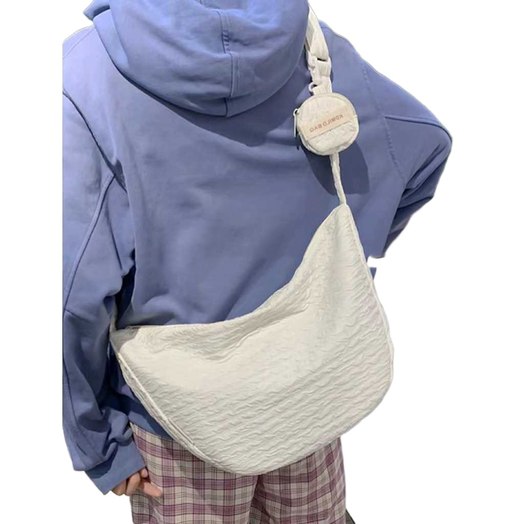 designer Fresh Sweet Cute Dumpling Bag Crossbody Bag Autumn Winter Large Capacity New Canvas Bubble Dumpling Bag Casual Versatile