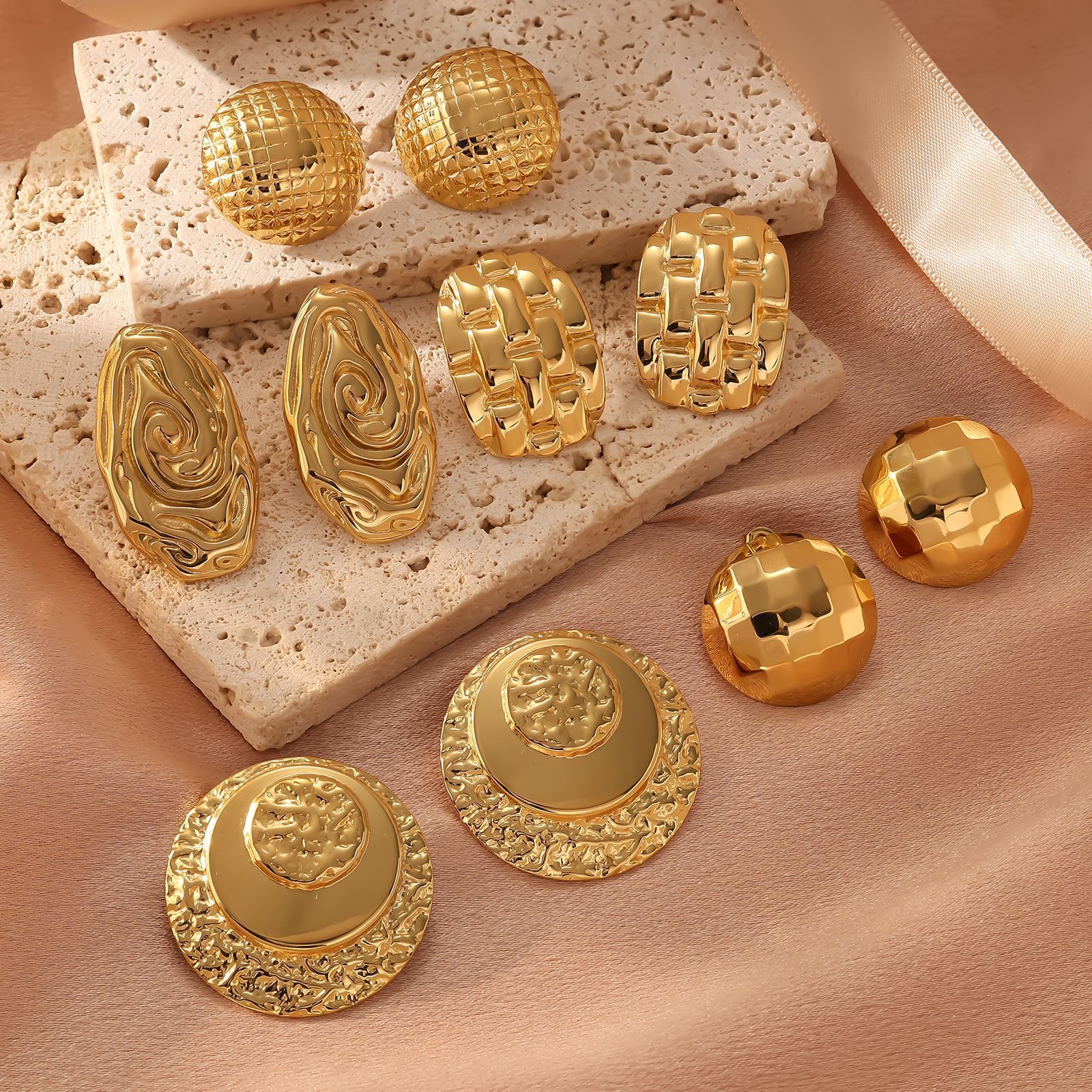 Stainless Gold-Plated Titanium Steel Unique Design Oval Irregular Spiral Pattern Swirl Shaped Earrings Studs Ear Jewelry