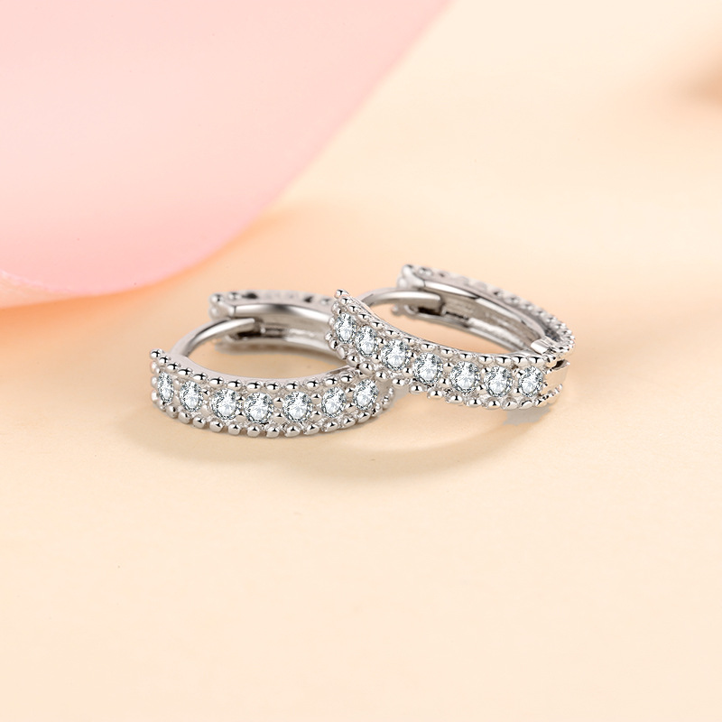 925 Sterling Silver Hoop Earrings with D-Color Moissanite Stones, Elegant and Minimalist Design for Women, Perfect for Everyday Wear or Special Occasi