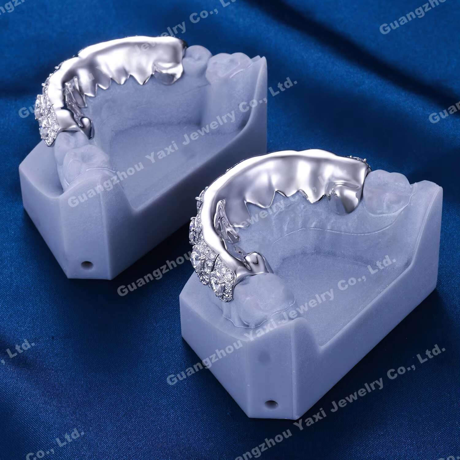 Custom Men Women Top Bottom 10 8 6 Hiphop S925 Silver Solid Gold Plated Perm Cut Round Diamond Flawless Moissanite Teeth Grillz