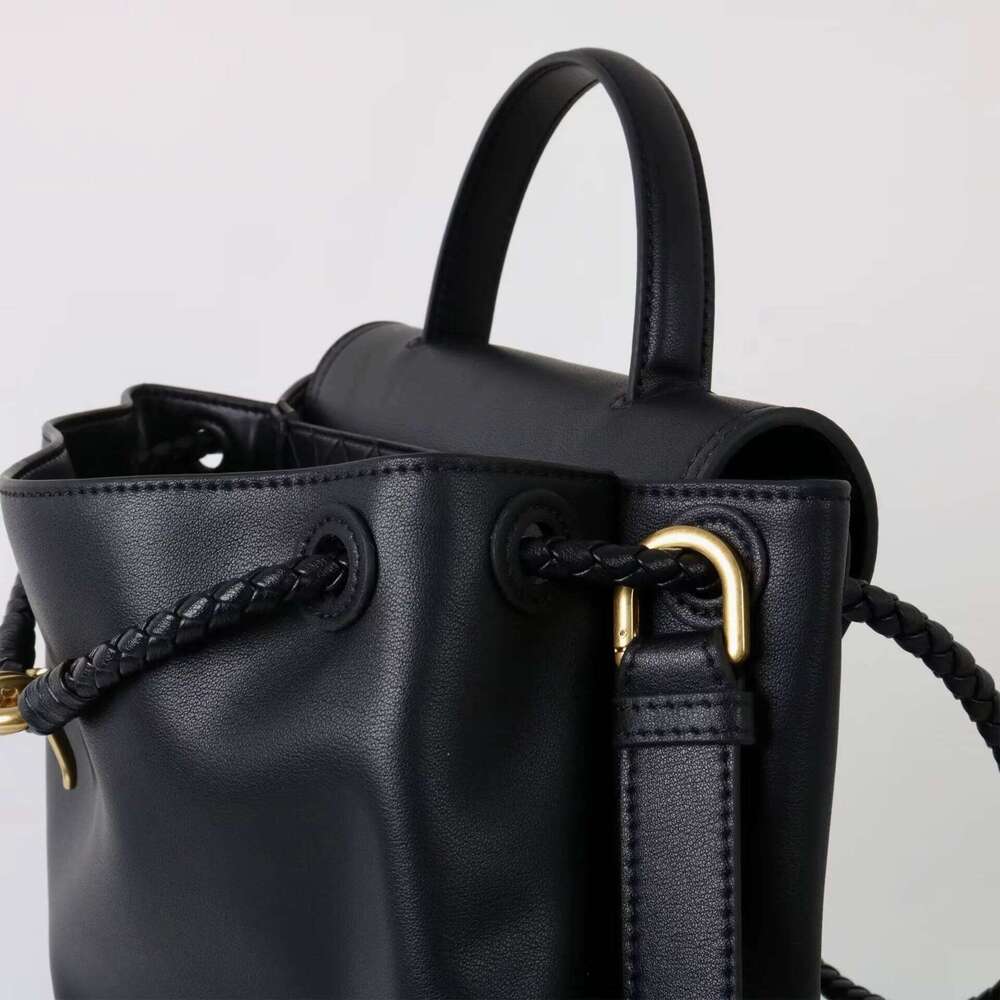 Hand Women 2025 New Retro Shoulder Bags Quality Lady Genuine Leather Tote High Capacity Female Messenger Bag