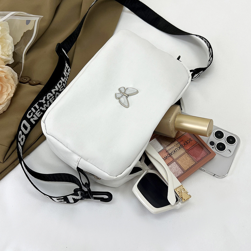 Free Shipping Designer Fashionable And Versatile Nylon Fabric Broadband Small Square Bag Ins Butterfly Women's Simple Single Shoulder Diagonal Cr
