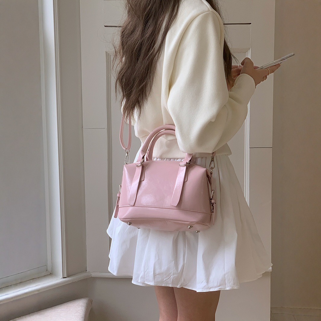 designer Cross-border New Retro Bag for Women, Autumn and Winter New Handbag, Fashion Pillow Bag, Trendy Shoulder and Crossbody Bag