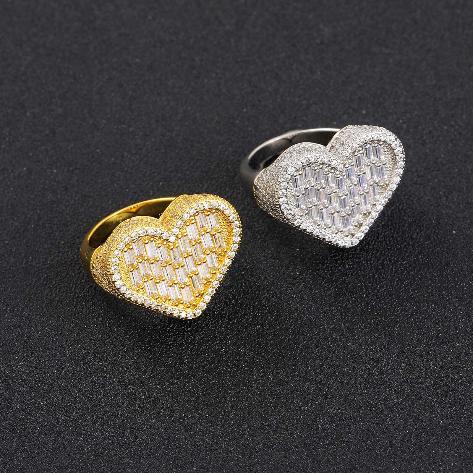 Meisa New Street Trendy People Vertical T-shaped Love Ring Personalized Hip Hop Copper Set Moissanite Heart Ring moissanite