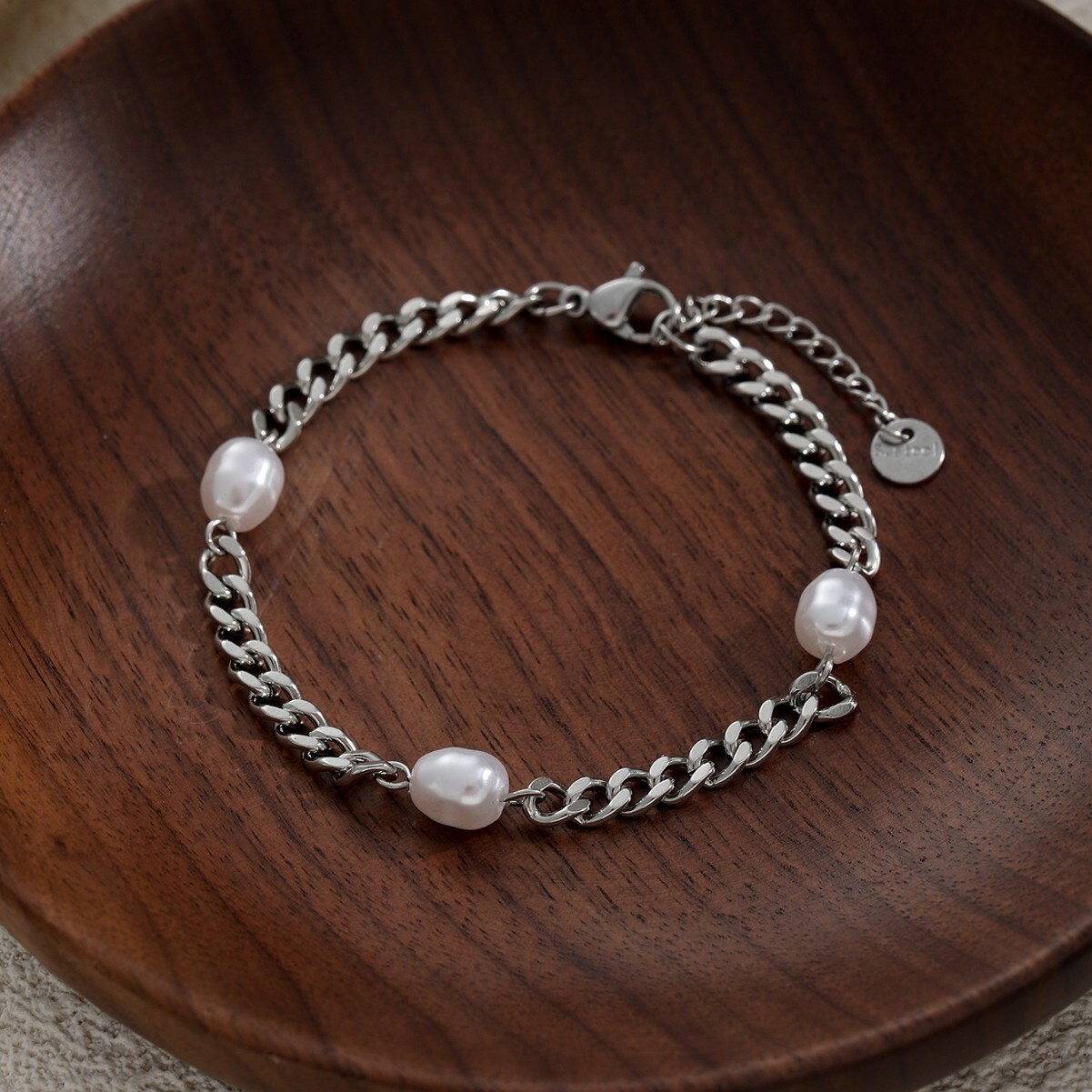 Stainless Steel Tag Pearl Pastoral Style Small Flower Bracelet Elegant Temperament Women