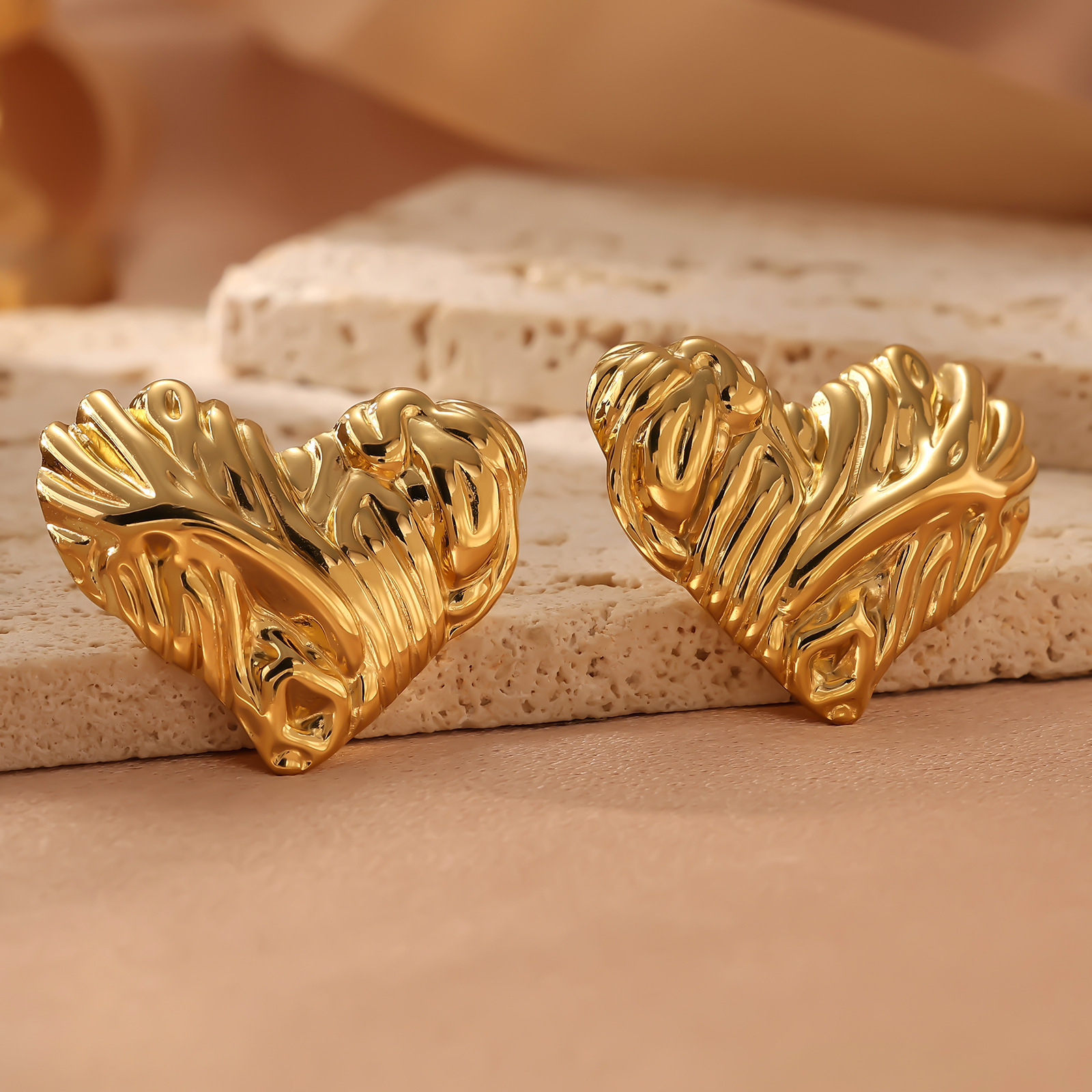 Heart-Shaped Stainless Steel Fashion Heart Unique Niche Versatile Earrings Jewelry