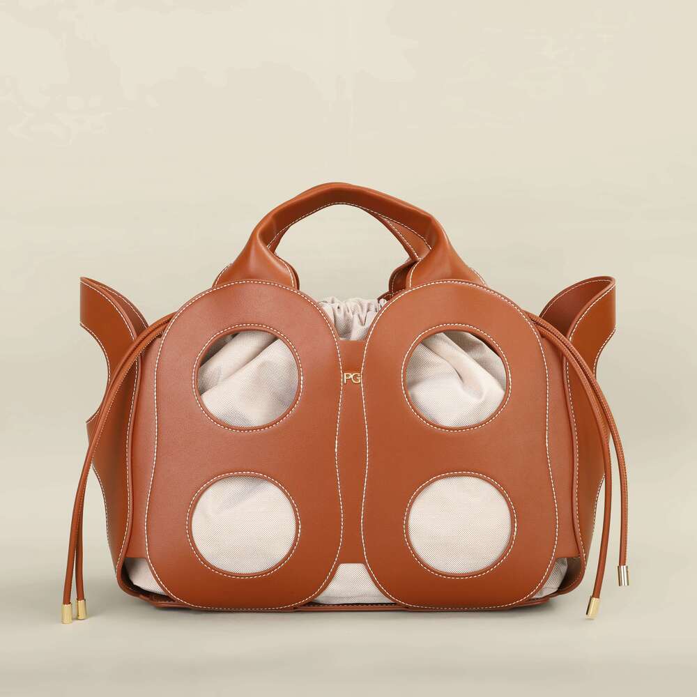 PG PATSY GARIS Crossbody 2024 New Brand Designer Simple Atmosphere Hollow Design Shoulder Beach Bag Women's