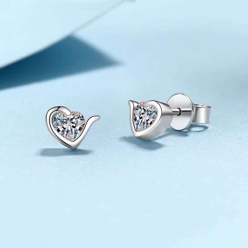 0.6ct Moissanite Diamond Heart Stud Earrings 925 Sterling Silver with Pearl Silver Mosanu Diamond Heart Earrings