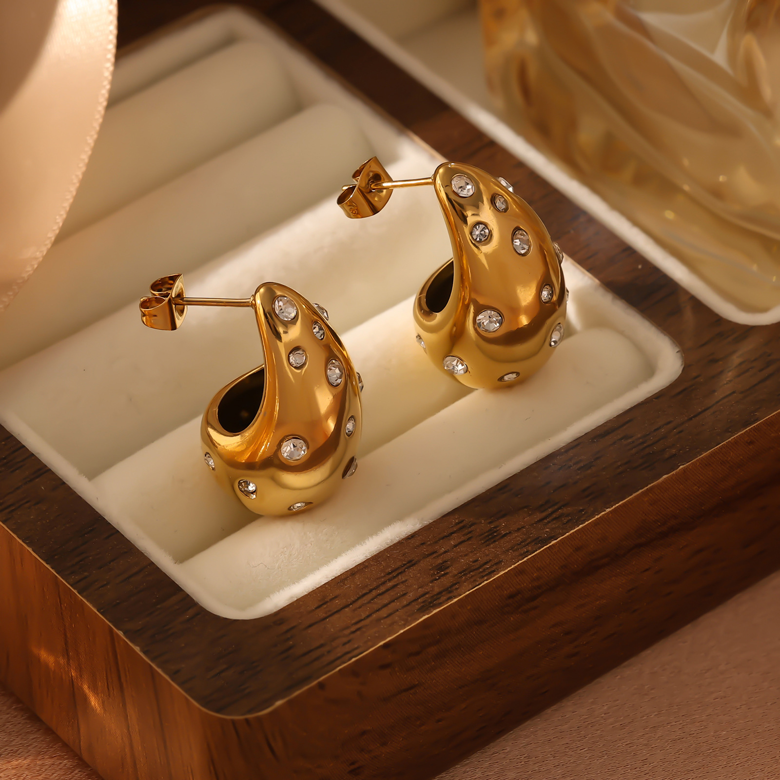 Sense Gold Chubby Water Drop Titanium Steel Women's Fashion Versatile Geometric Earrings