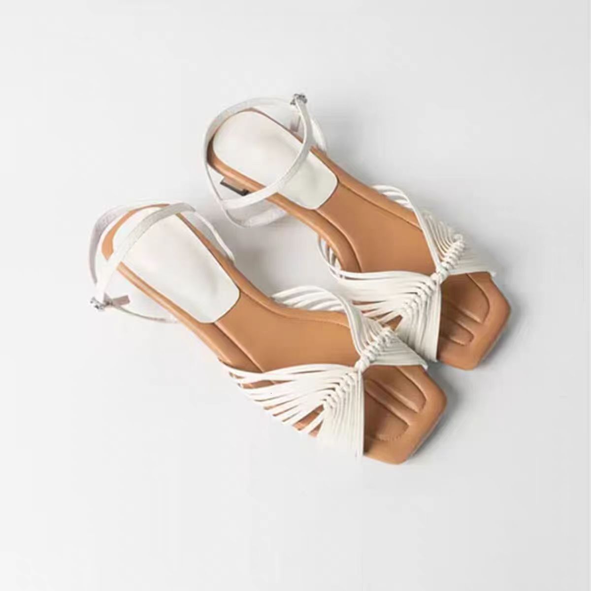 Very Soft Cushioning French Style Kitten Heels 2024 Summer Mid-Heel Square Toe Open-Toe Woven Thin Strap One-Word Buckle Sandals for Women ddmythur