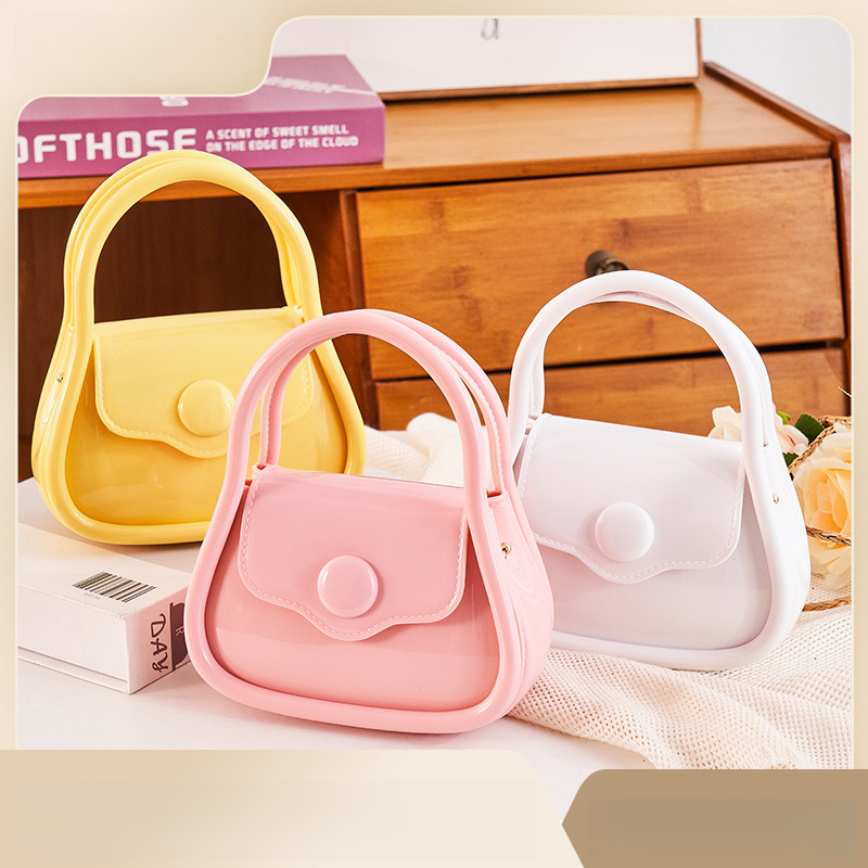 High quality brand new style free designer bag PVC jelly bag shoulder bag crossbody bag mini chain handbag shoulder bag new style free designer bag