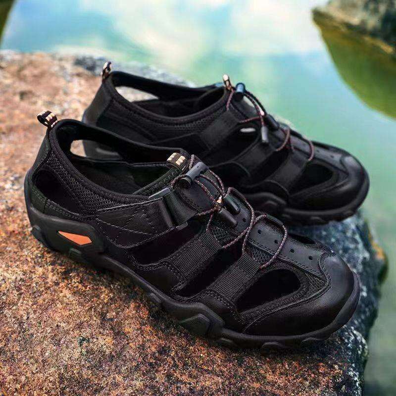 Leather Sandals Outdoor Beach Hollow New Summer Closed-Toe Non-Slip Water Men's Casual Shoes